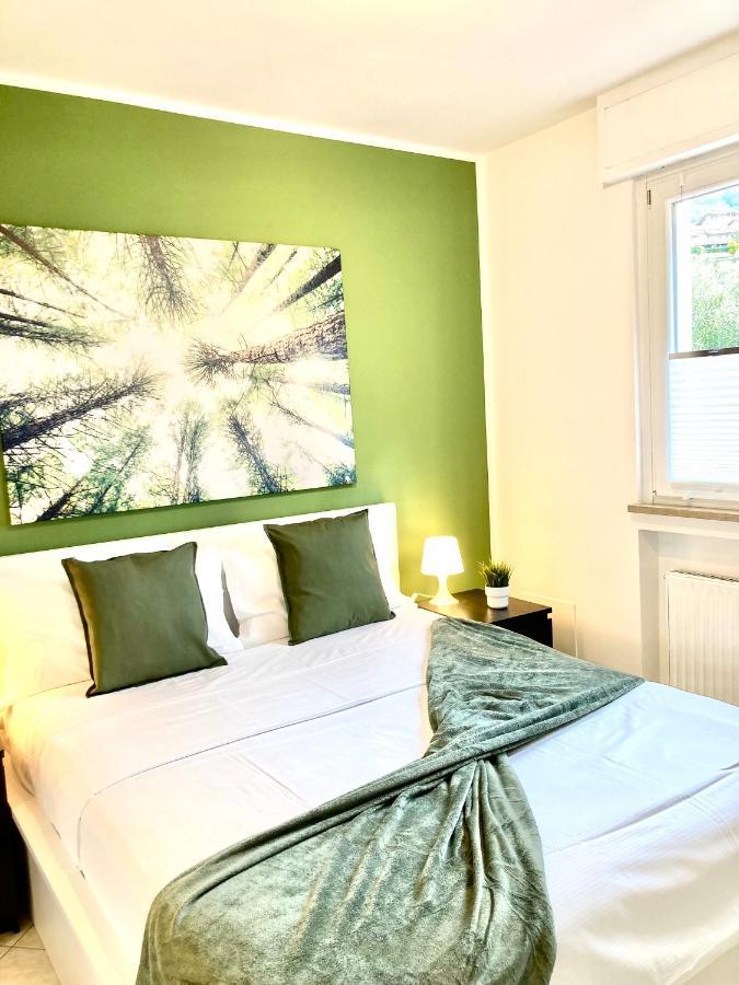 Appartamento Peppino Mit Seeblick Und Pool Riva del Garda Exterior foto